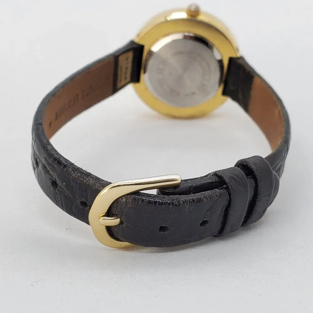 Carriage Timex 27MM Women's Watch White‎ Dial Black Leather Bands New Battery